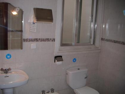 Hostal Tudescos - image 13