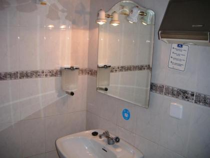 Hostal Tudescos - image 14
