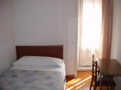 Hostal Tudescos - image 9