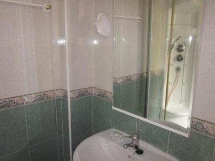 Hostal Miami - image 16