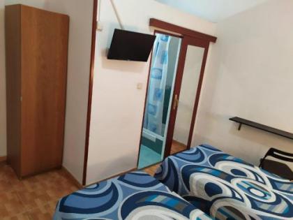 Hostal Miami - image 2