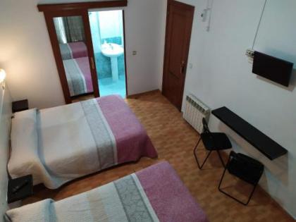 Hostal Miami - image 4