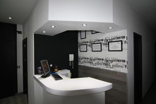 Hostal MH Fuencarral - main image