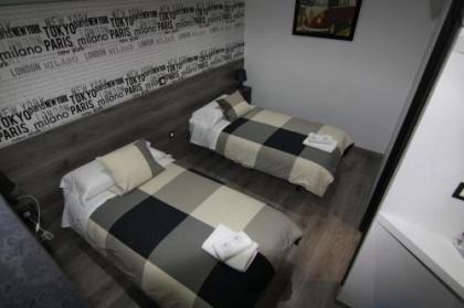 Hostal MH Fuencarral - image 10