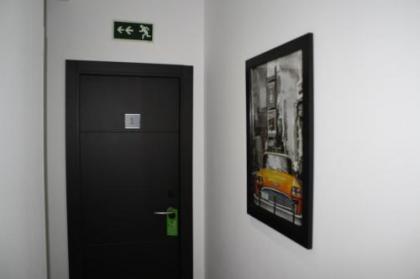 Hostal MH Fuencarral - image 12