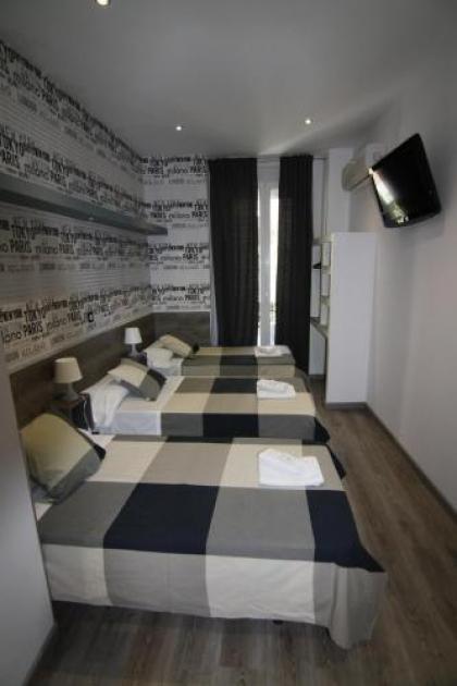 Hostal MH Fuencarral - image 15