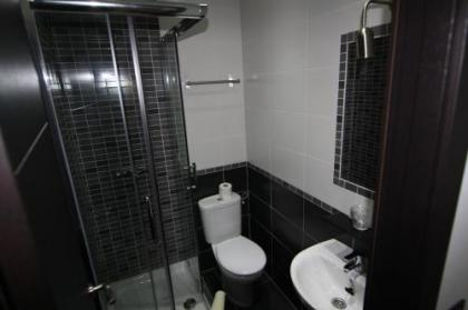 Hostal MH Fuencarral - image 17