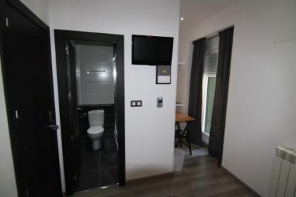 Hostal MH Fuencarral - image 20