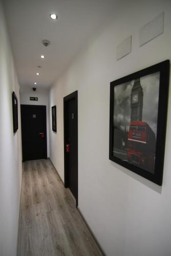 Hostal MH Fuencarral - image 3