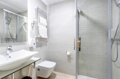Hostal Abadia Madrid - image 16