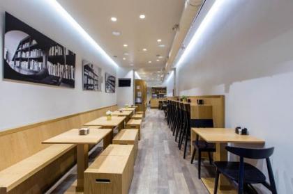 Hostal Abadia Madrid - image 4