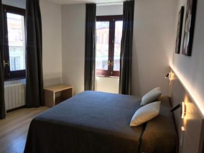 Hostal Abadia Madrid - image 8
