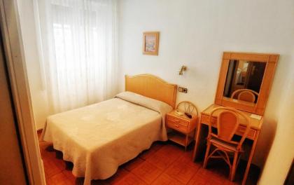 Hostal Prada - image 14