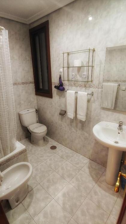 Hostal Prada - image 4