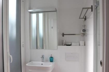 Hostal La Zona - image 9