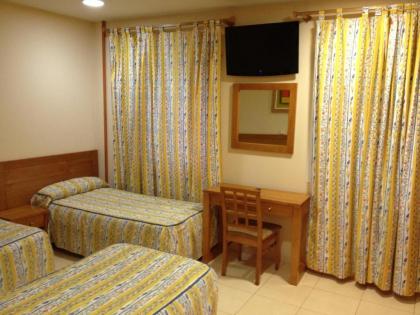 Hostal Aeropuerto - image 10