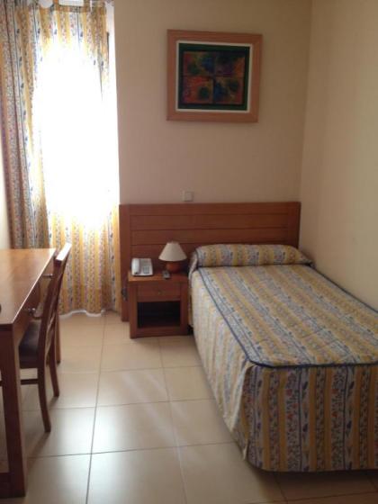 Hostal Aeropuerto - image 18