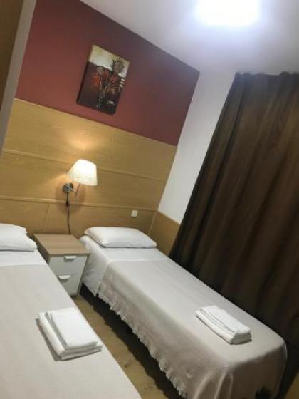 Hostal San Blas - image 18