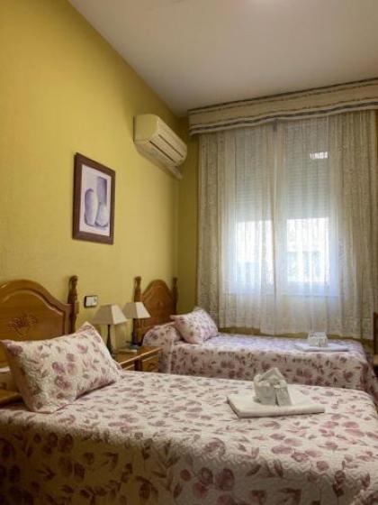 Hostal Internacional - image 16