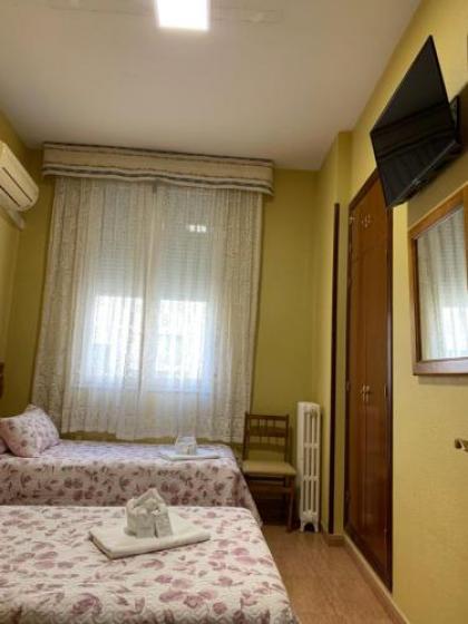Hostal Internacional - image 17