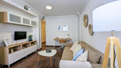 DFLAT Escultor Madrid Apartments - image 25