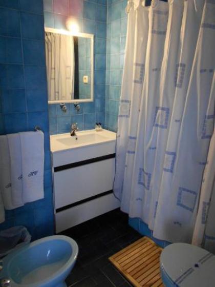 Hostal Valencia Madrid - image 3