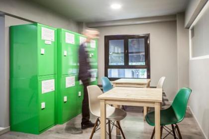 Madrid Motion Hostels - image 13