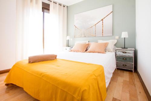 Apartamentos Adelfas - image 2