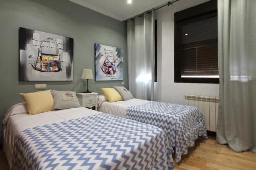 Apartamentos Adelfas - image 7