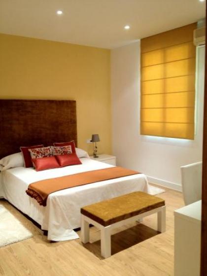 Apartamentos En Sol - image 5