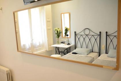 Alvaro Residencia - image 29