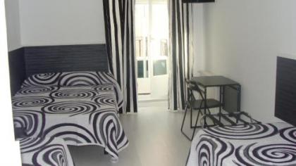 Hostal JQ Madrid 1 - image 16