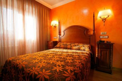 Hostal Victoria I - image 10