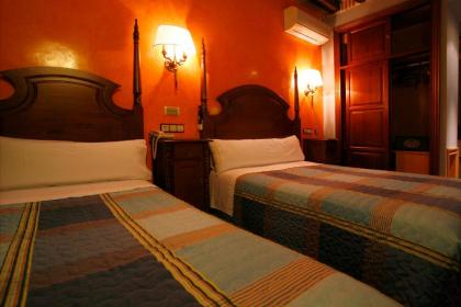 Hostal Victoria I - image 8