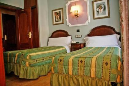 Hostal Victoria II - image 14