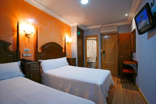 Hostal Victoria II - image 4