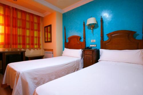 Hostal Victoria II - image 5