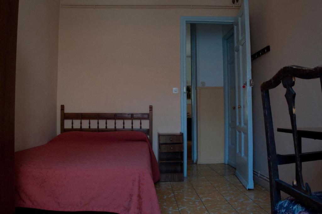 Hostal Yolanda - image 2
