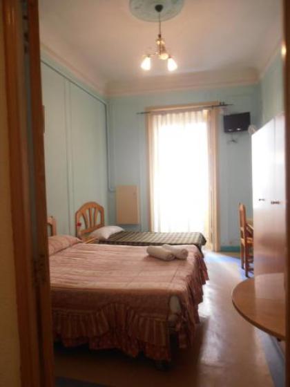 Hostal Miralva - image 1