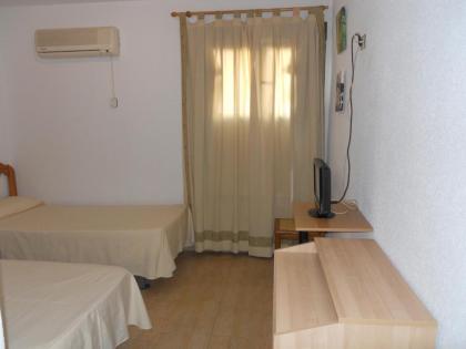 Hostal El Descanso - image 30