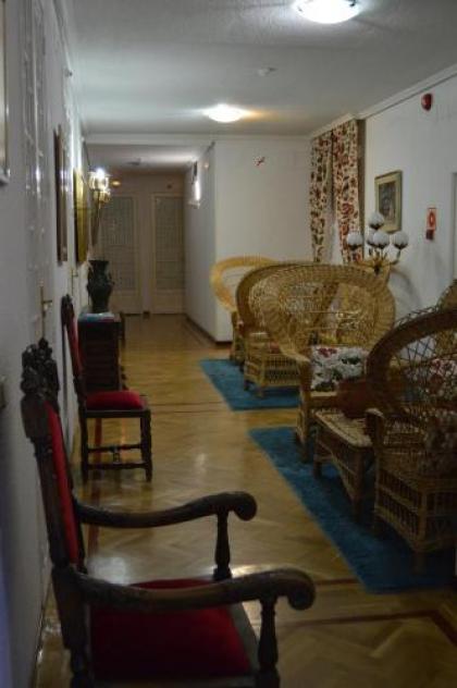 Hostal Triana - image 13