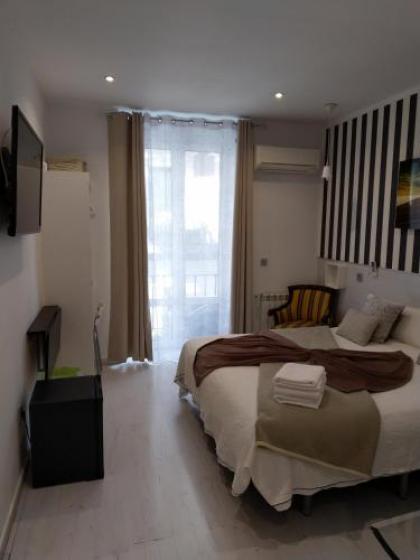 Hostal Mendoza - image 1