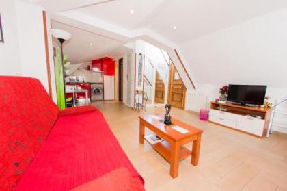 Apartamentos Madrid Centro - image 1