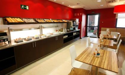 Travelodge Madrid Alcal - image 13