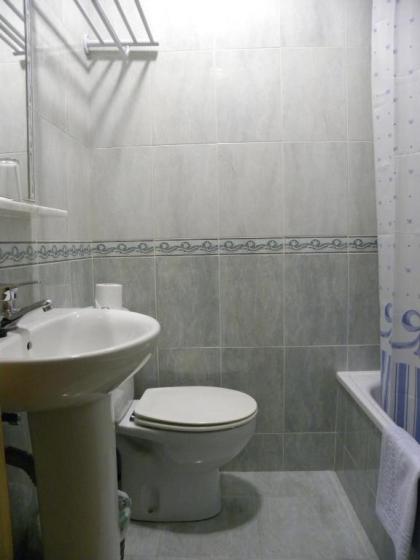 Hostal Biarritz - image 14