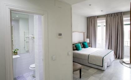 11th Principe by Splendom Suites - image 14