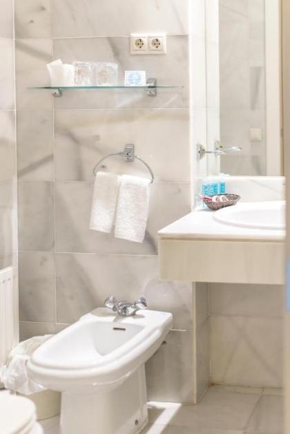 Hotel Concordy - image 11