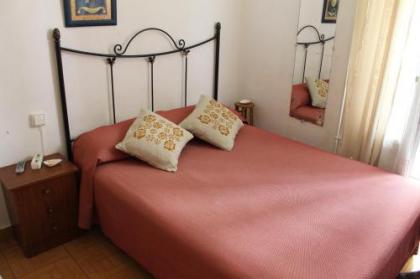 Hostal Graciela - image 1