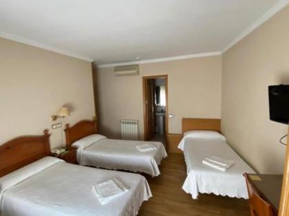 Hostal Guerra - image 11