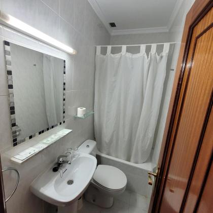 Hostal Pan America - image 12